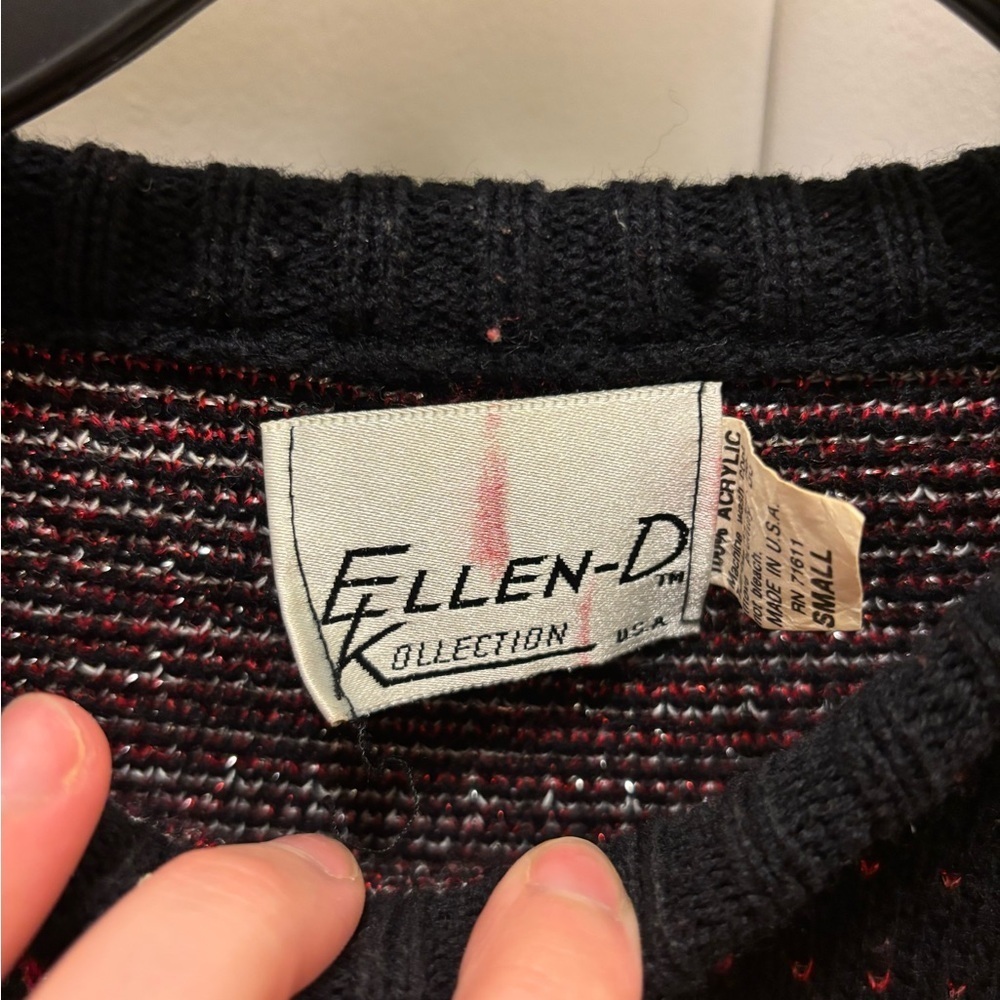 Ellen-D Kollection Vintage Abstract Pattern Sweater - Picture 2 of 9